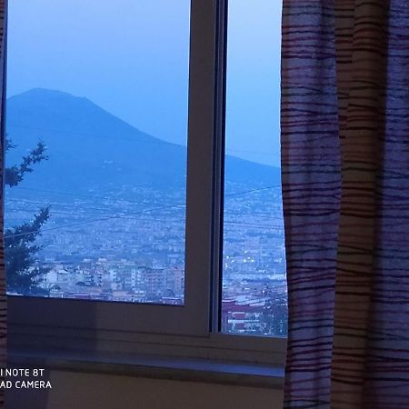 Una Nuova Luna Ai Camaldoli Napoli Exterior foto