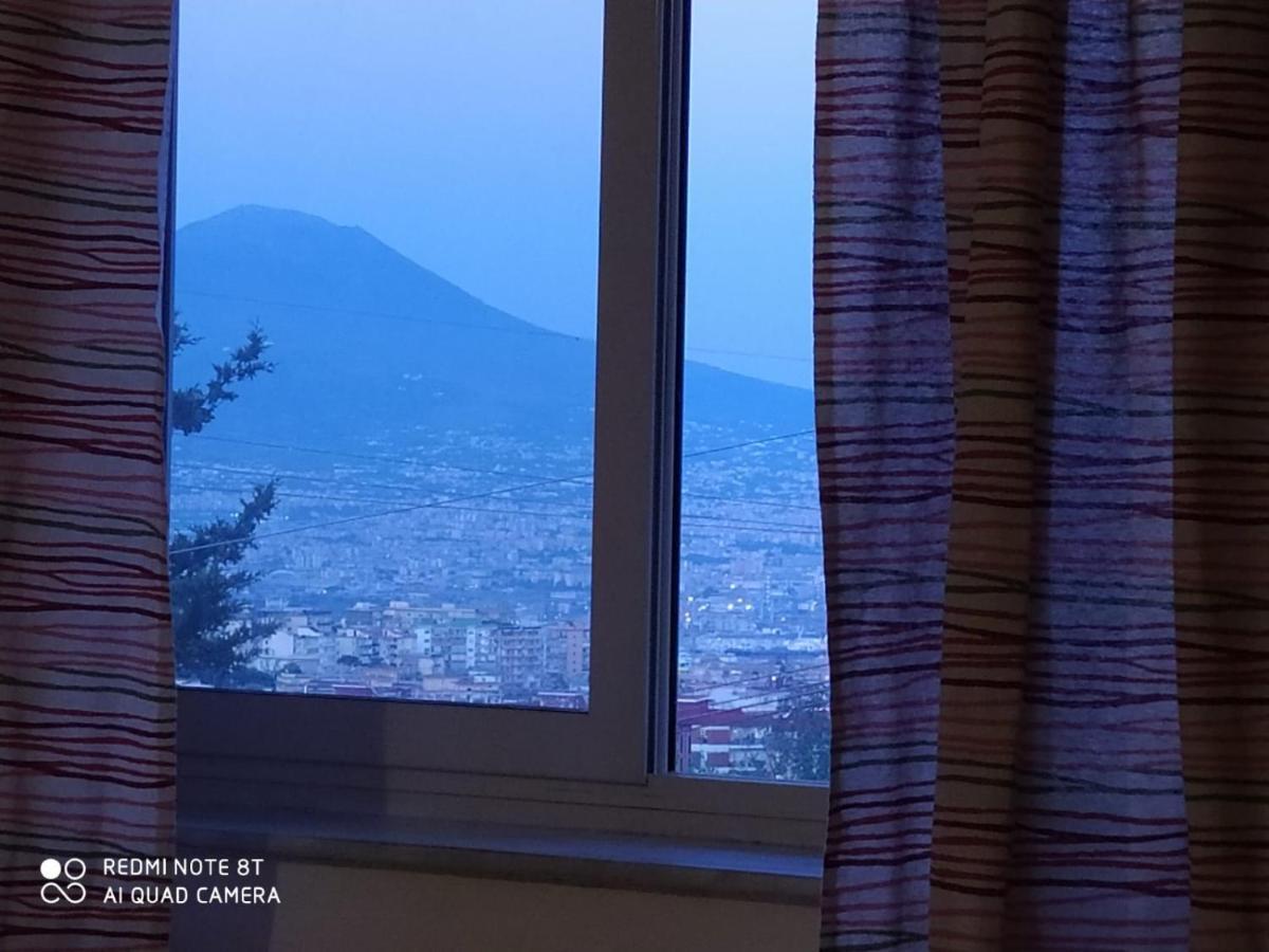 Una Nuova Luna Ai Camaldoli Napoli Exterior foto